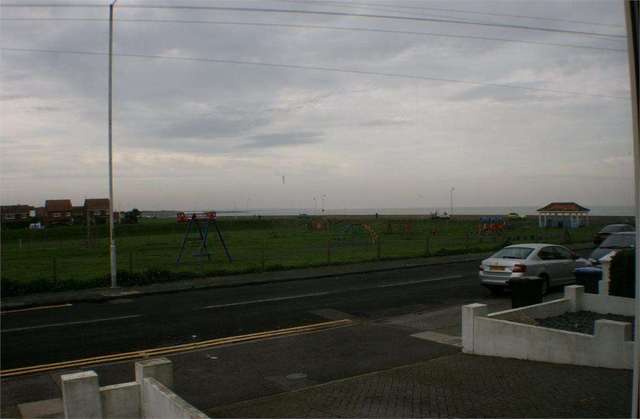 Image of 2 Bedroom Apartment for sale at Minnis Bay Minnis Bay Birchington, CT7 9SF