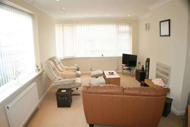  Image of 2 Bedroom Apartment for sale at Minnis Bay Minnis Bay Birchington, CT7 9SF