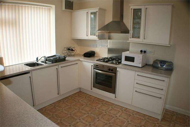  Image of 2 Bedroom Apartment for sale at Minnis Bay Minnis Bay Birchington, CT7 9SF