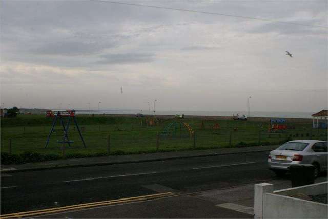  Image of 2 Bedroom Apartment for sale at Minnis Bay Minnis Bay Birchington, CT7 9SF