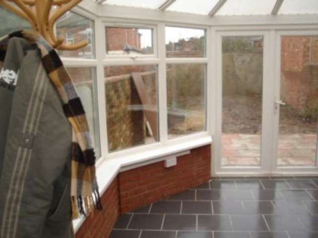  Image of 5 Bedroom House Share to rent at Palmer Park Avenue  Reading, RG6 1DN