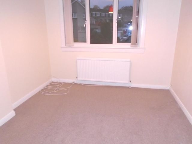  Image of 3 Bedroom Semi-Detached to rent at Penicuik MidLothian MidLothian, EH26 9HT