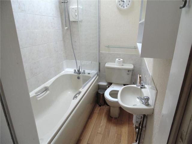 Image of 1 Bedroom Flat to rent at Kilmacolm Kilmacolm Inverclyde, PA13 4AF