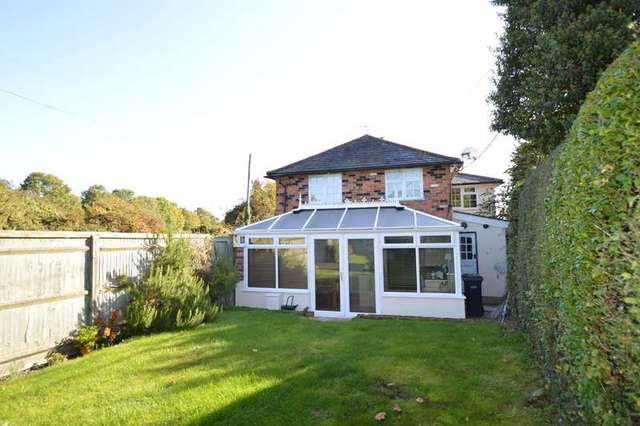  Image of 3 Bedroom Semi-Detached for sale at High Road  Brightwell-Cum-Sotwell, OX10 0QT