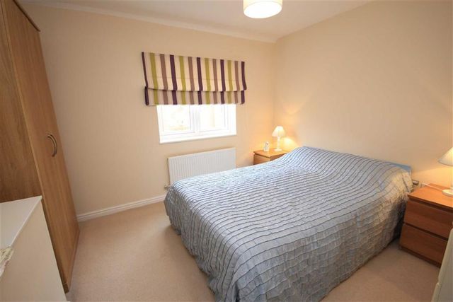 2 Bedroom Property For Sale on Ewden Close Wichelstowe, Swindon ...