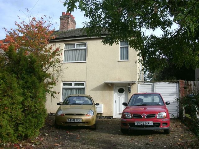 3 Bedroom Semi-Detached For Sale on Clifford Bridge Road Binley ...