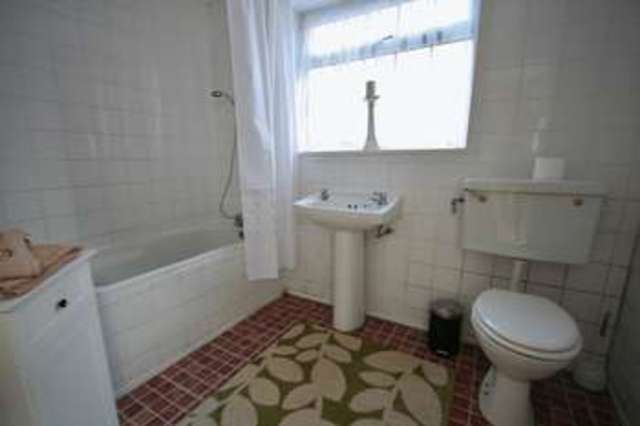  Image of 4 Bedroom Property  To Rent at Coastguard Cottages Easington Hull, HU12 0TP