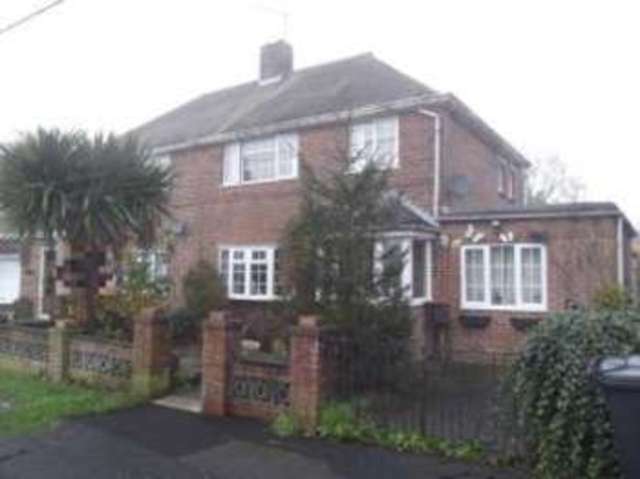 house front Image of 4 Bedroom Semi-Detached For Sale at Netley Abbey Southampton Netley, SO31 5EN Image of house front