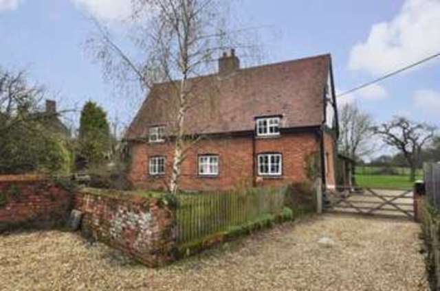 Image of 4 Bedroom Detached  For Sale at Granborough Buckingham Granborough, MK18 3NJ