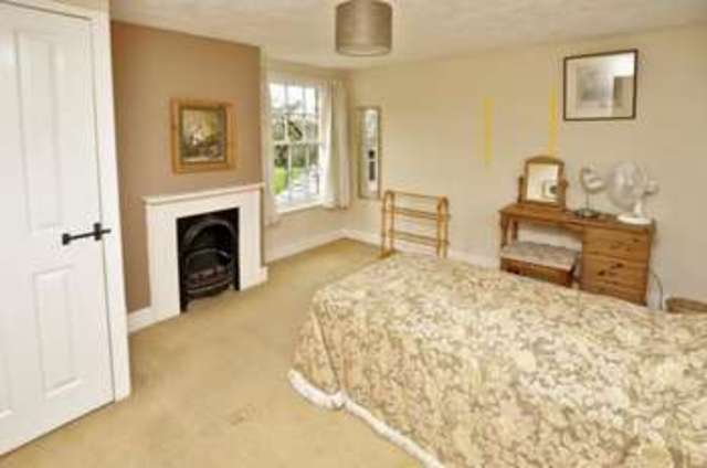  Image of 4 Bedroom Detached  For Sale at Granborough Buckingham Granborough, MK18 3NJ