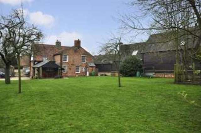  Image of 4 Bedroom Detached  For Sale at Granborough Buckingham Granborough, MK18 3NJ