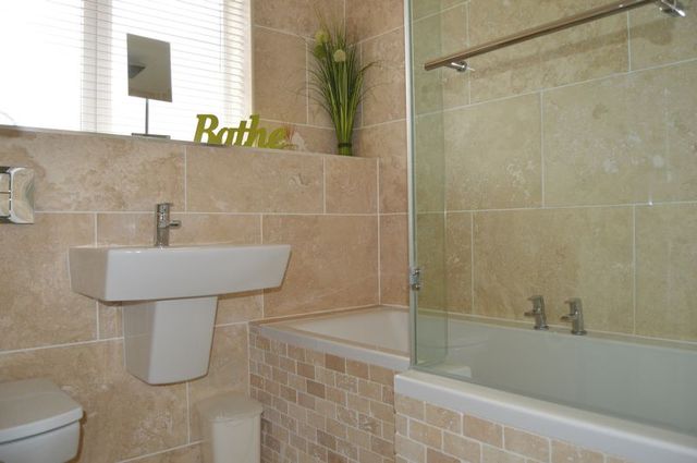 bathroom Image of 5 Bedroom Detached For Sale at Woodhead Close Stamford, PE9 1DP Image of bathroom