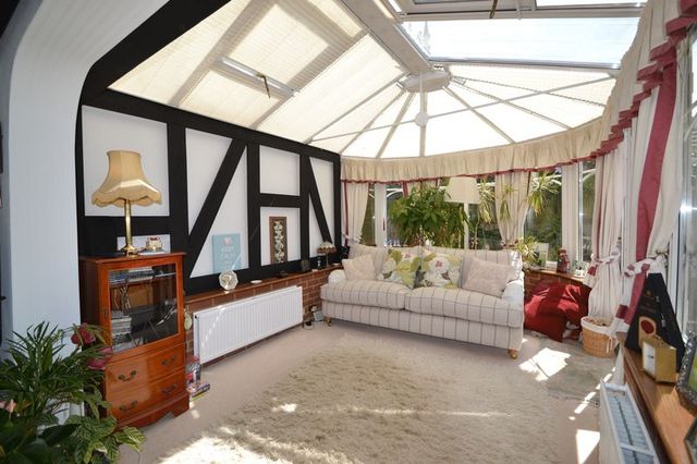  Image of 2 Bedroom Semi-Detached  For Sale at Straight Bit Flackwell Heath High Wycombe, HP10 9LT