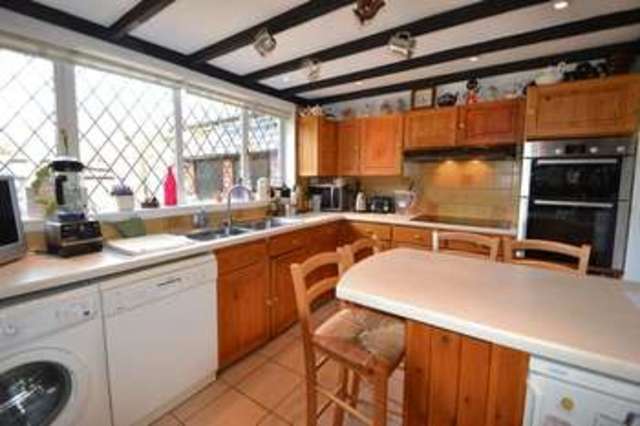  Image of 2 Bedroom Semi-Detached  For Sale at Straight Bit Flackwell Heath High Wycombe, HP10 9LT