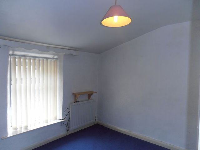  Image of 2 Bedroom Cottage  To Rent at Long Lane  Sedbergh, LA10 5AH