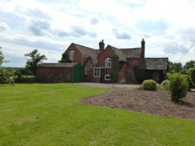  Image of 3 Bedroom Detached  To Rent at Hook Common  Hanley Castle, WR8 0AX
