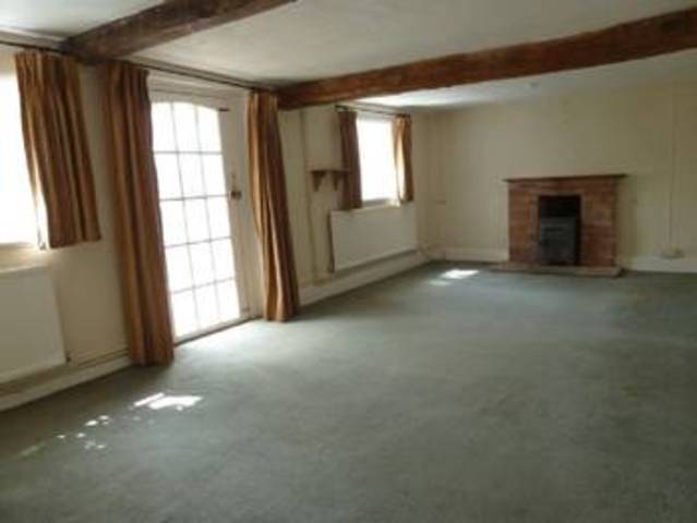  Image of 3 Bedroom Detached  To Rent at Hook Common  Hanley Castle, WR8 0AX