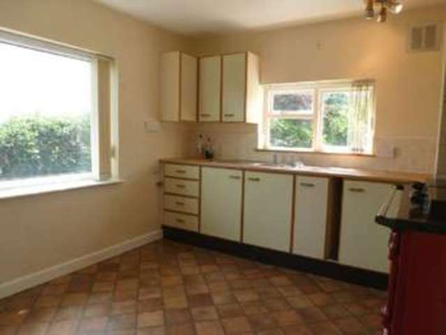  Image of 3 Bedroom Detached  To Rent at Hook Common  Hanley Castle, WR8 0AX