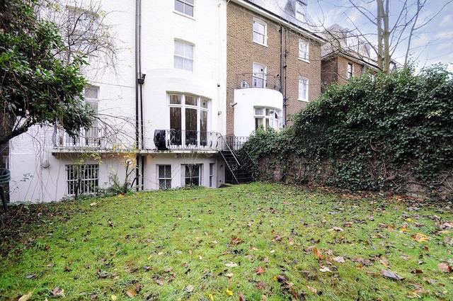  Image of 3 Bedroom Flat  For Sale at Swiss Cottage London Camden, NW3 3HU