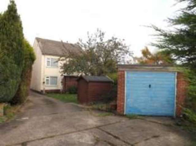 Image of 3 Bedroom Semi-Detached  For Sale at Sutton-in-Ashfield Nottinghamshire Sutton in Ashfield, NG17 5HE