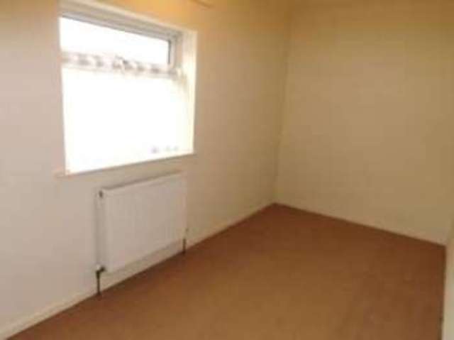 Image of 3 Bedroom Semi-Detached  For Sale at Sutton-in-Ashfield Nottinghamshire Sutton in Ashfield, NG17 5HE