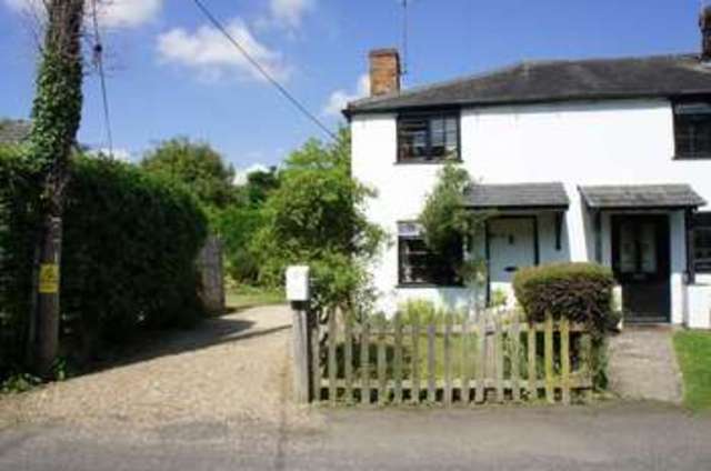  Image of 2 Bedroom Cottage  For Sale at Behoes Cottages Woodcote Reading, RG8 0PS