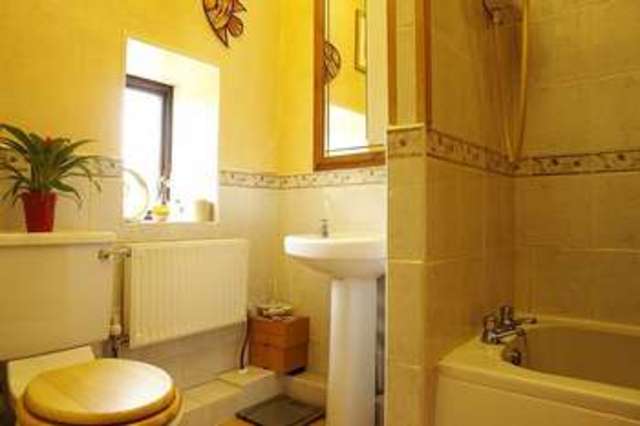  Image of 3 Bedroom Cottage  For Sale at Delph Saddleworth Delph, OL3 5RL