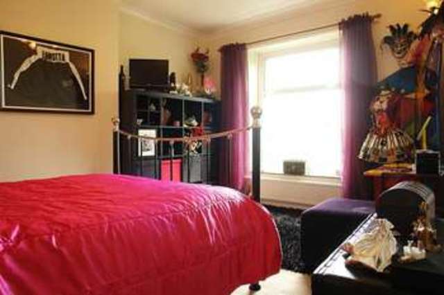  Image of 3 Bedroom Cottage  For Sale at Delph Saddleworth Delph, OL3 5RL