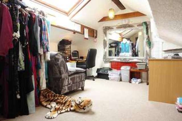  Image of 3 Bedroom Cottage  For Sale at Delph Saddleworth Delph, OL3 5RL