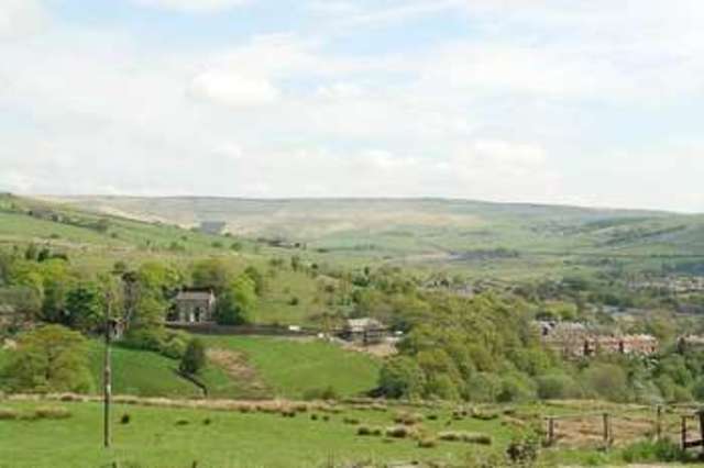  Image of 3 Bedroom Cottage  For Sale at Delph Saddleworth Delph, OL3 5RL