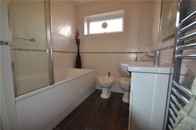  Image of 4 Bedroom Detached  To Rent at Bishops Stortford Herts Thorley Street, CM23 4EN