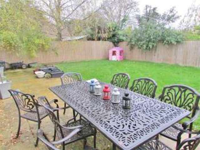  Image of 4 Bedroom Detached  For Sale at Wantage, OX12 8HJ