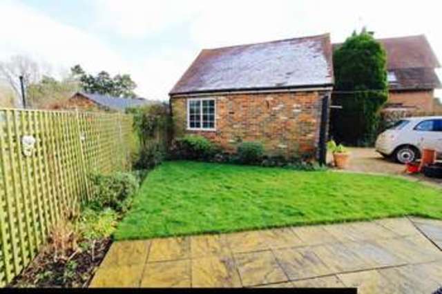  Image of 2 Bedroom Semi-Detached  For Sale at CHARTRIDGE HP5 CHARTRIDGE, HP5 2TL