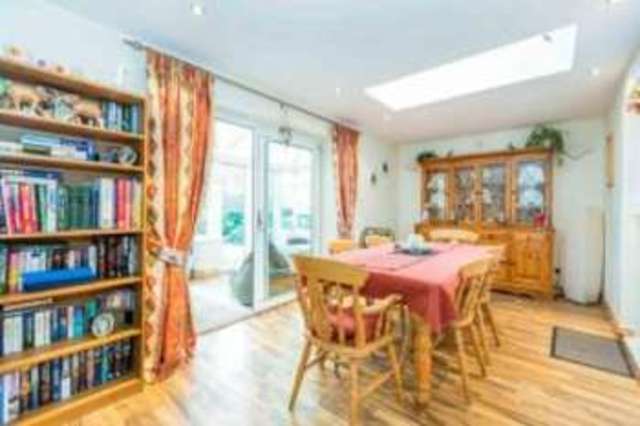  Image of 4 Bedroom Detached  For Sale at Worcester Worcestershire Warndon, WR4 0EB