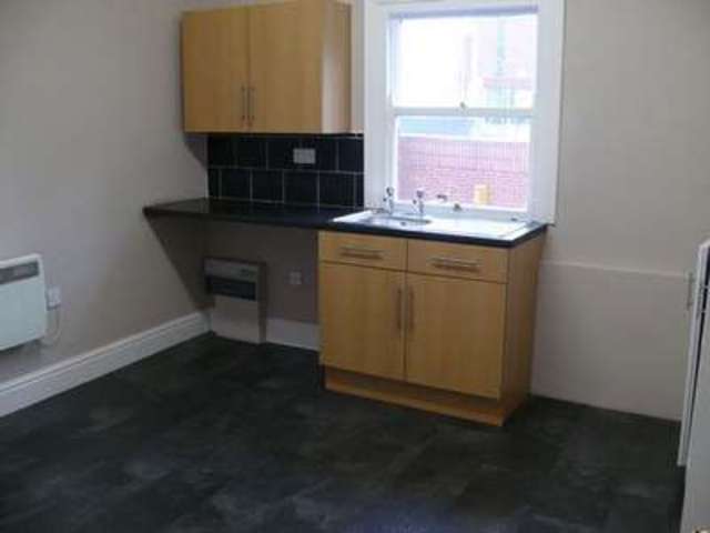  Image of Property  To Rent at Cornmarket  Pontefract, WF8 1BJ