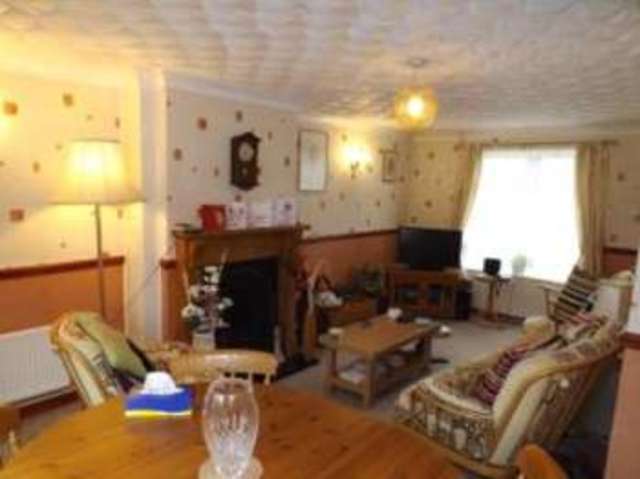  Image of 3 Bedroom Terraced  For Sale at Corby Northamptonshire Corby, NN17 2SU