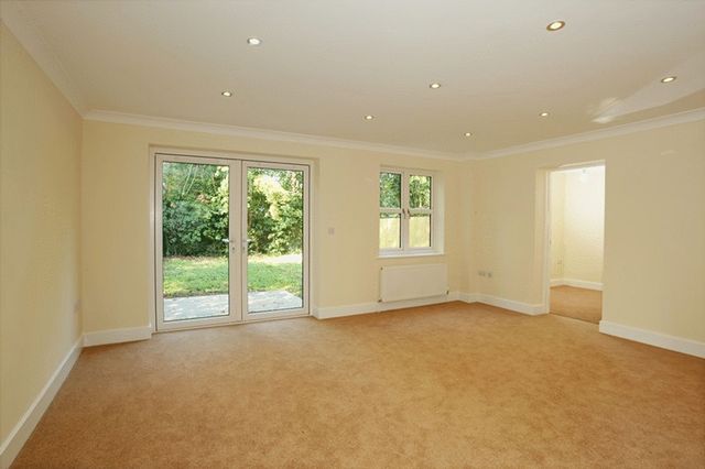  Image of 4 Bedroom Detached  For Sale at London Road,  Albourne,, BN6 9BN