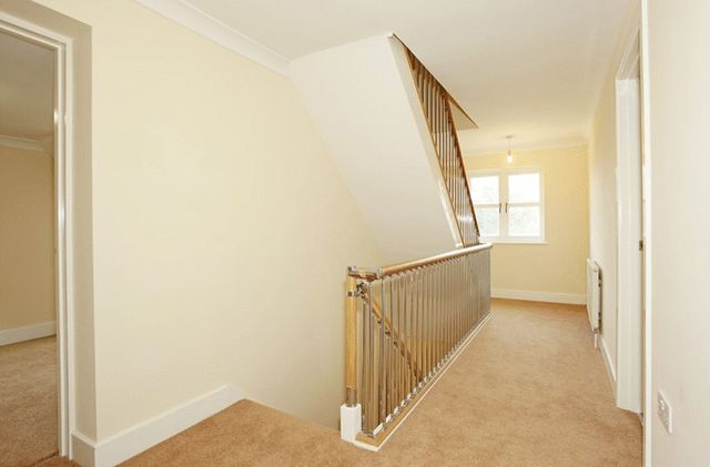  Image of 4 Bedroom Detached  For Sale at London Road,  Albourne,, BN6 9BN