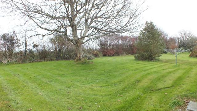 Image of 3 Bedroom Bungalow  For Sale at Pembroke Pembrokeshire Kingsfold, SA71 5BU