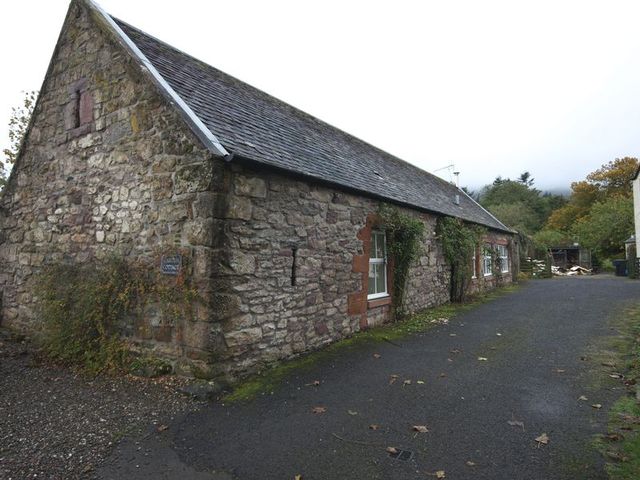  Image of 3 Bedroom Cottage  To Rent at Manse Brae Gargunnock Stirling, FK8 3BQ