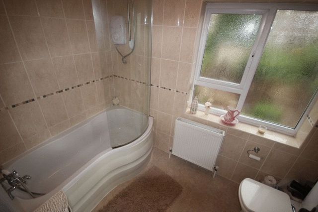  Image of 3 Bedroom Detached  For Sale at Hermitage Gardens Array Upper Norwood, SE19 3QP