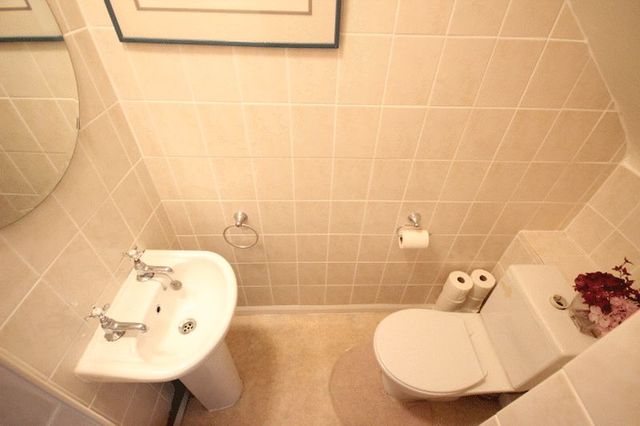  Image of 3 Bedroom Detached  For Sale at Hermitage Gardens Array Upper Norwood, SE19 3QP