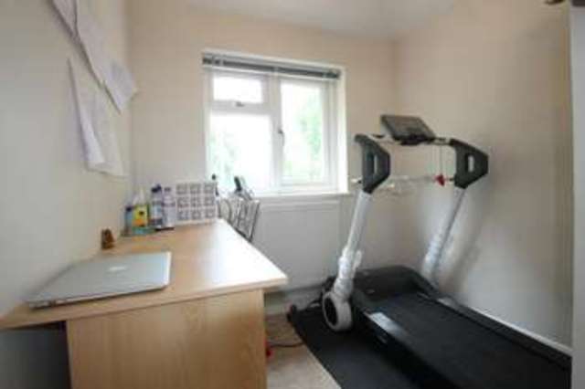  Image of 3 Bedroom Semi-Detached  For Sale at St Johns Woking Knaphill, GU21 8TT