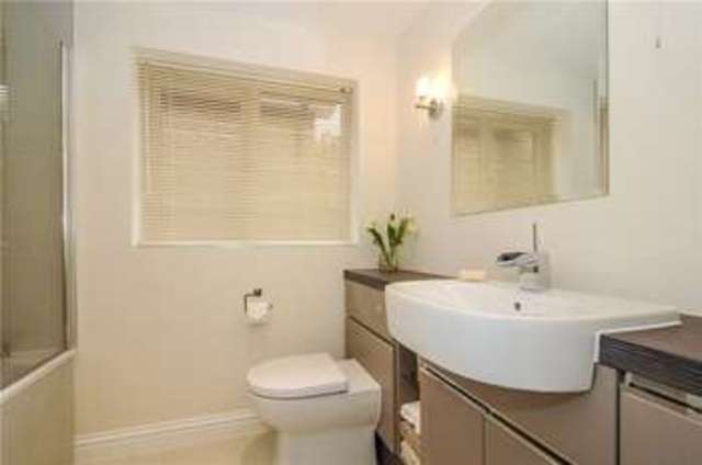  Image of 4 Bedroom Detached  For Sale at St.Johns Woking Knaphill, GU21 8XH