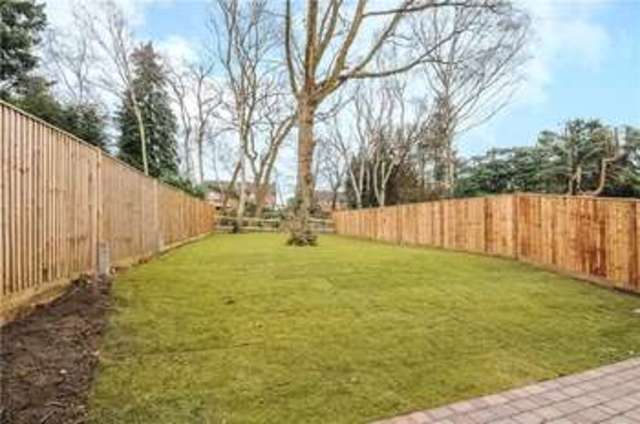  Image of 4 Bedroom Detached  For Sale at St.Johns Woking Knaphill, GU21 8XH