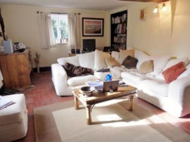  Image of 2 Bedroom Detached  To Rent at PUCKRUP  TEWKESBURY, GL20 6EL