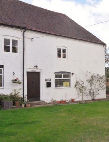  Image of 2 Bedroom Detached  To Rent at PUCKRUP  TEWKESBURY, GL20 6EL