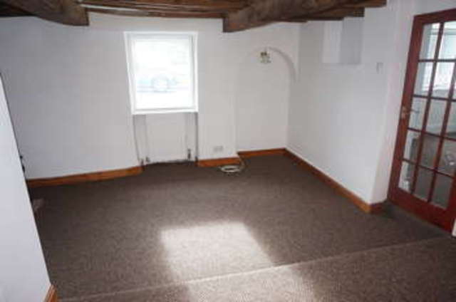  Image of 4 Bedroom Cottage  For Sale at Milnthorpe Cumbria, LA7 7PP