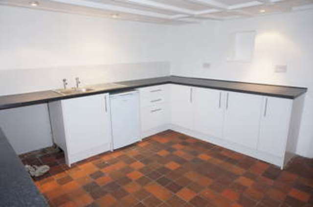  Image of 4 Bedroom Cottage  For Sale at Milnthorpe Cumbria, LA7 7PP