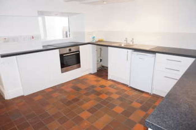  Image of 4 Bedroom Cottage  For Sale at Milnthorpe Cumbria, LA7 7PP